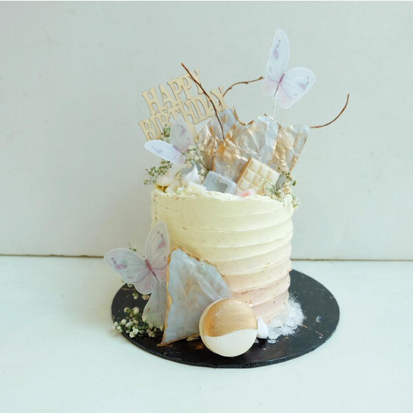 Aria Cake | Garden Cake